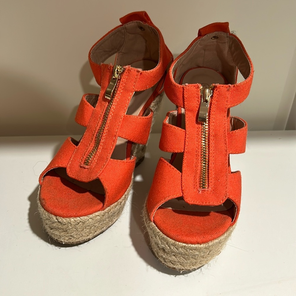 NWOT wedges